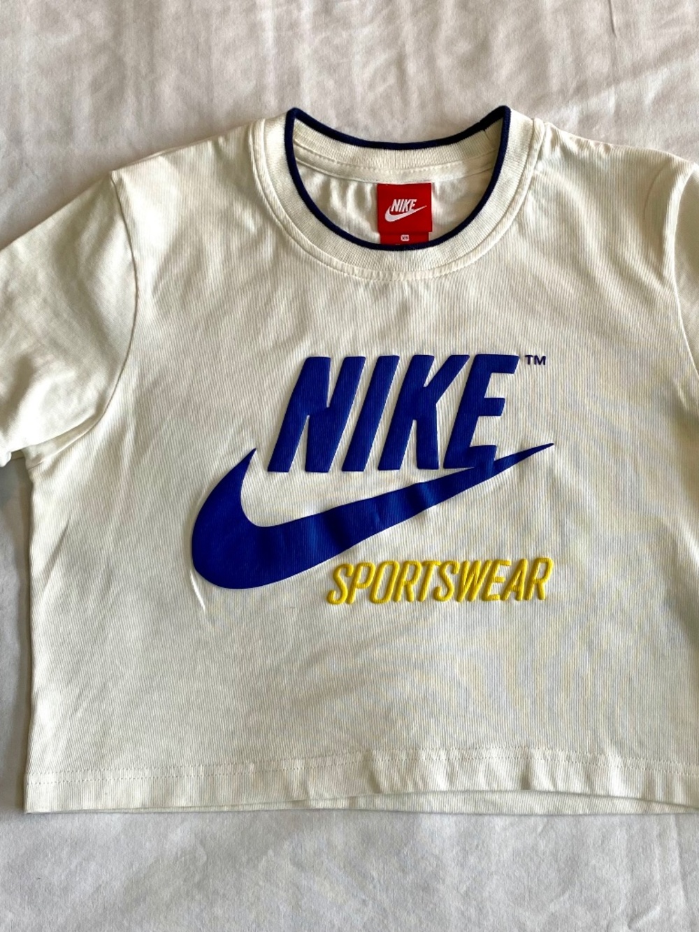 Nike Sportswear Crop Top